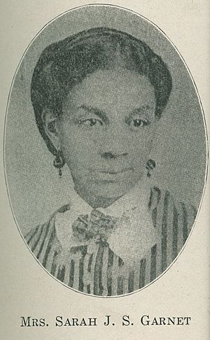 Sarah J. Garnet.jpg