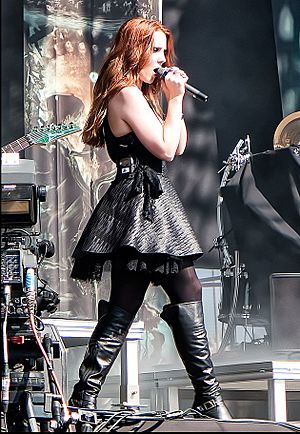 Simone Simons 2014