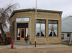 The Dixon Town Hall, located at B Street and North 3rd Street.