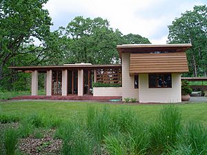 Gordon House front