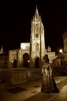 La-Regenta-y-Catedral