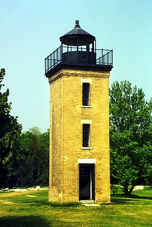 PeninsulaPointLight.jpg