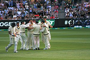 Scott bowland dismisses haseeb hameed