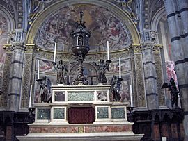 Siena.Duomo.HighAltar01