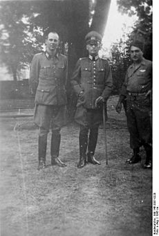 Bundesarchiv Bild 146-2007-0220, Gerd von Rundstedt in Gefangenschaft