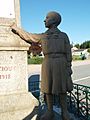 Gentioux monument aux morts pacifiste