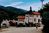 La Cumbresita, entrance