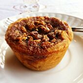 Pecan butter tart, May 2011.jpg