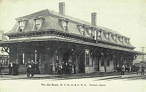 PostcardPutnamCTOldRailroadDepot1906