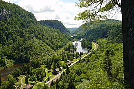 Agawa Canyon, Ontario.jpg