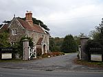 BartonManor approach IsleOfWight.JPG