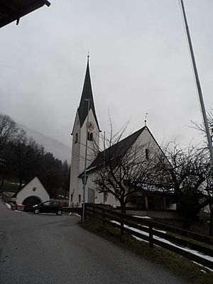 Bruck-am-Ziller-Kirche.JPG