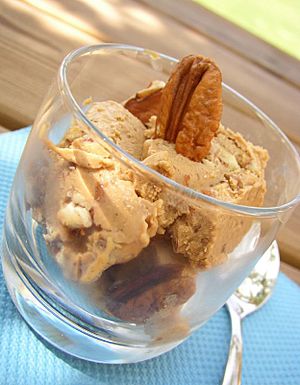 Butter pecan caramel ice cream.jpg