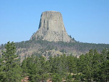 Devils Tower in Wyoming.jpg