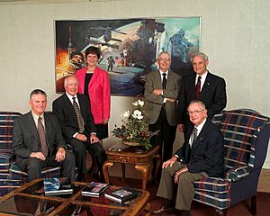 JSC2002-E-31988