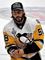 Kris Letang 2017-06-11 1