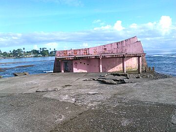 Limón - Abandoned amphitheater