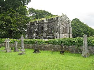 Mausoleum at Ochtertyre NN8523 geograph-4586006