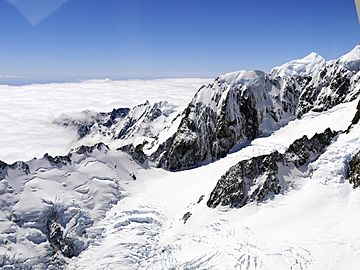 Southern Alps with Mount Hicks.jpg