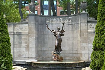 Spencertraskmemorial.jpg