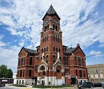 Washington County Courthouse - Iowa.jpg