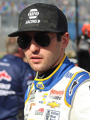 Chase elliott (52703584295) (cropped).jpg