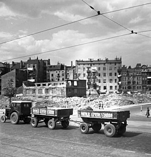 Clearing rubble, Hamburg Germany 1950