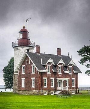 Dunkirk Light - panoramio.jpg