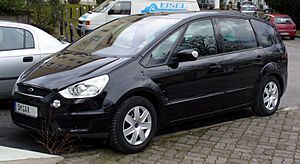 Ford S-MAX schwarz