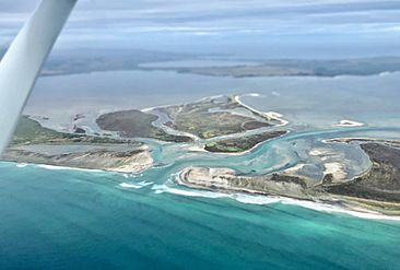 Hikurangi Channel, Te Whaanga Lagoon