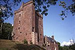 Kinnaird Castle.jpg