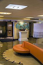 NS Savannah entry lounge MD14