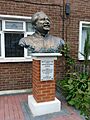 Sheikh Mujibur Rahman Statue, Sidney Street, Stepney.jpg