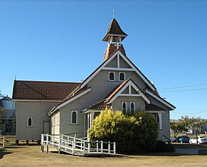 St Michael and All Angels Church (2008).jpg