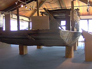 Tennessee-river-folklife-center-jonboat1