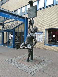 The Messenger, St Mary's Hospital