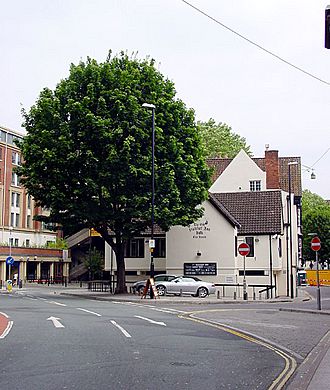 The Olde Hatchet Inn - geograph.org.uk - 206036.jpg