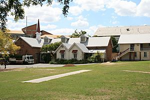 Brisbane Central State School.jpg