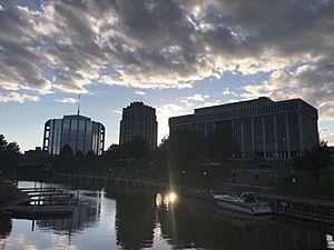 Mount Clemens, Michigan from the Clinton River.jpg