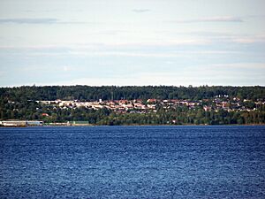 Söråker as viewed from Vivstavarv in July 2013