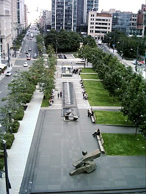 Square Victoria.jpg