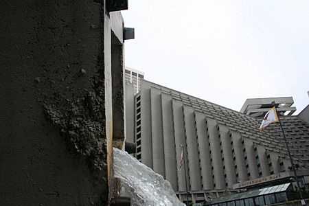 Vaillancourt Fountain IMG 3812 (516282843)