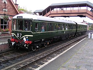 50517 and 50455 at Bewdley.JPG