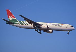 99bg - Air Seychelles Boeing 767-37DER; S7-AHM@ZRH;02.07.2000 (5126260519)