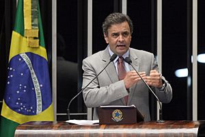 Aécio Neves em junho de 2013 - 3