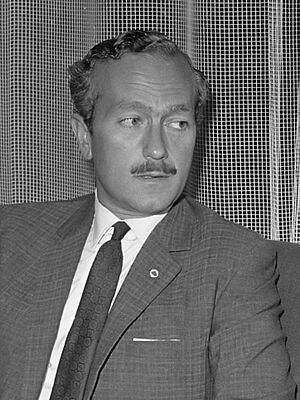 Colin Chapman (1965).jpg