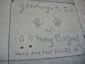 Grauman's Chinese Theatre, mary pickford