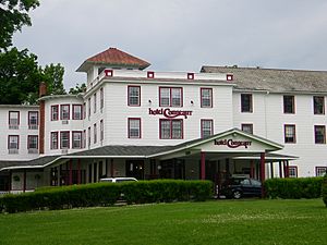 Hotel (14494562441)