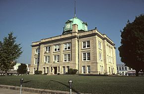 Owen County courthouse in Spencer