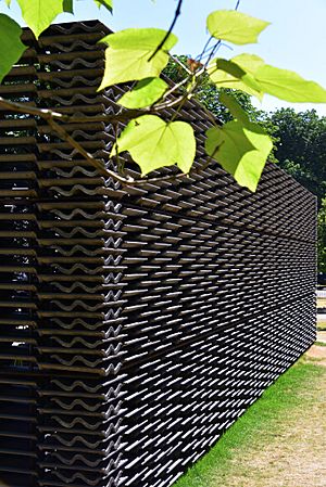 Serpentine Pavilion 2018 I (42318989524)